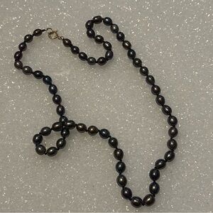 Vintage 14k(585) gold genuine selected Tahitian Black Pearl Necklace 18”